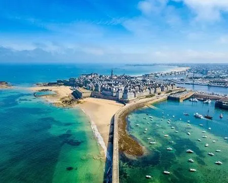 בית נופש Private And Garden 10 Min From Mont St-michel *