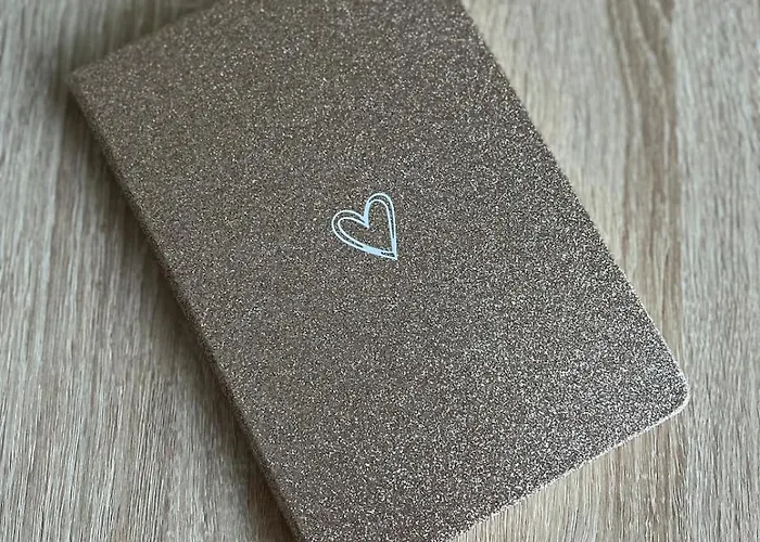 Private And Garden 10 Min From Mont St-michel Holiday home