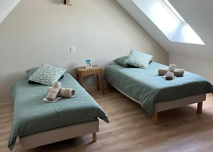 Private And Garden 10 Min From Mont St-michel